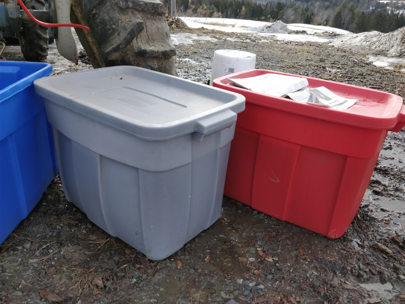 calcium chloride solution is 40% heavier than plain water... these totes contain nearly 200lbs each! lookit that bulge!